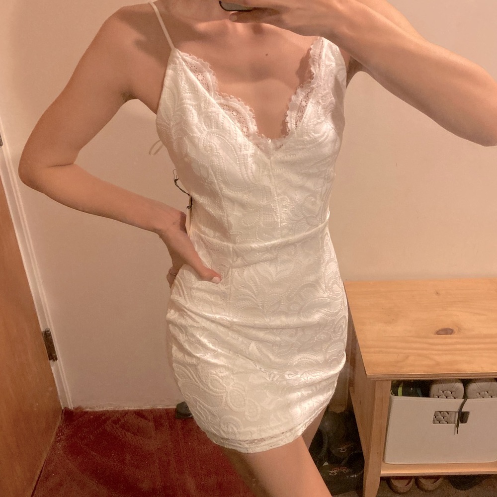 ✨Superdown Halter Dress